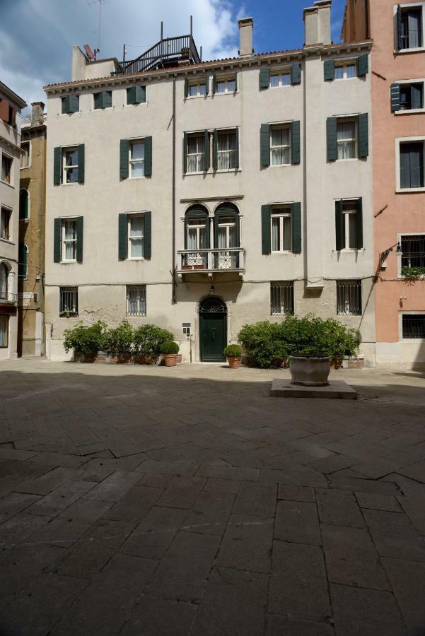 Corte Barozzi Venice Suites Εξωτερικό φωτογραφία
